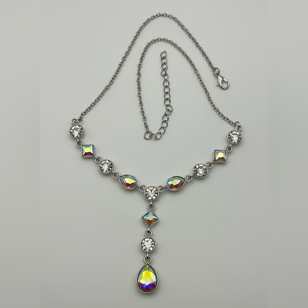 Paparazzi “Forget the Crown” Silver Tone Necklace with Iridescent Rhinestones